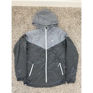 Nike Windrunner Jacket Mens Small‎ Running Packable Repel Gray Reflective LIGHT